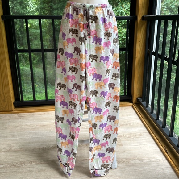 Colorful Elephants Pajama Set ~ M/L - Picture 10 of 16